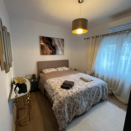 Appartement Da Iro Larissa
